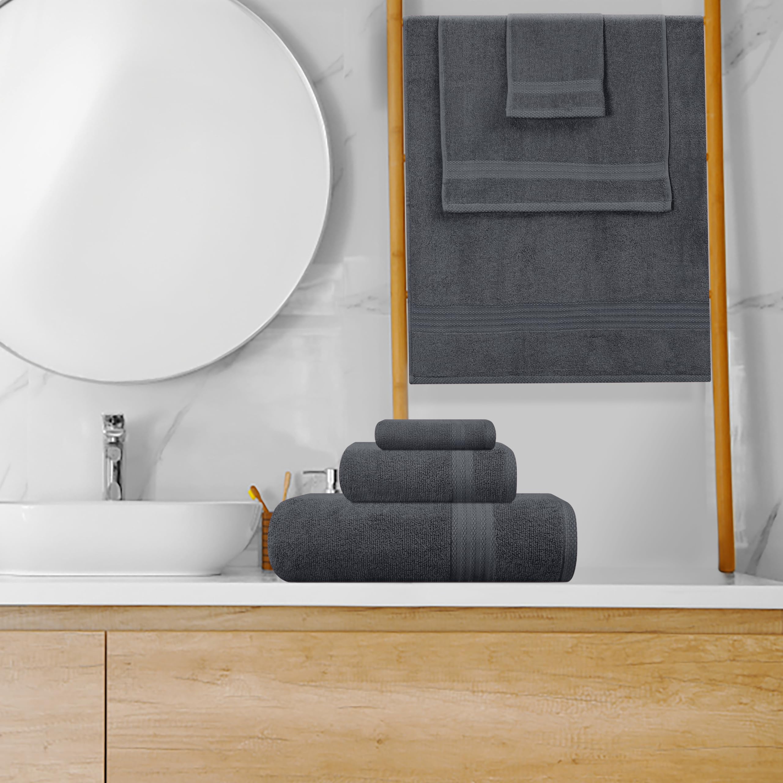 GLAMBURG Ultra Soft charcoal grey close-up highlights natural fiber quality.