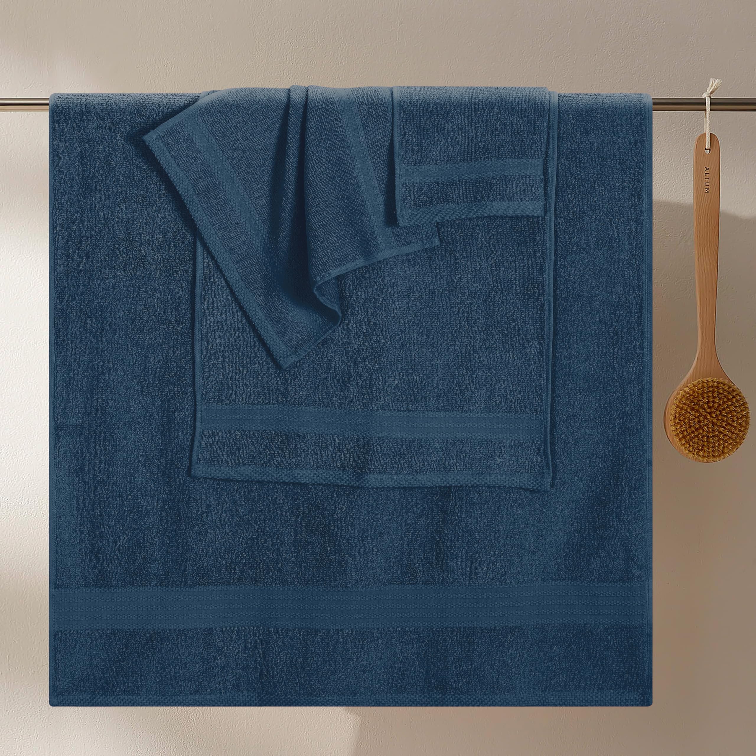 GLAMBURG washcloths mineral blue deliver gentle cleansing and softness.