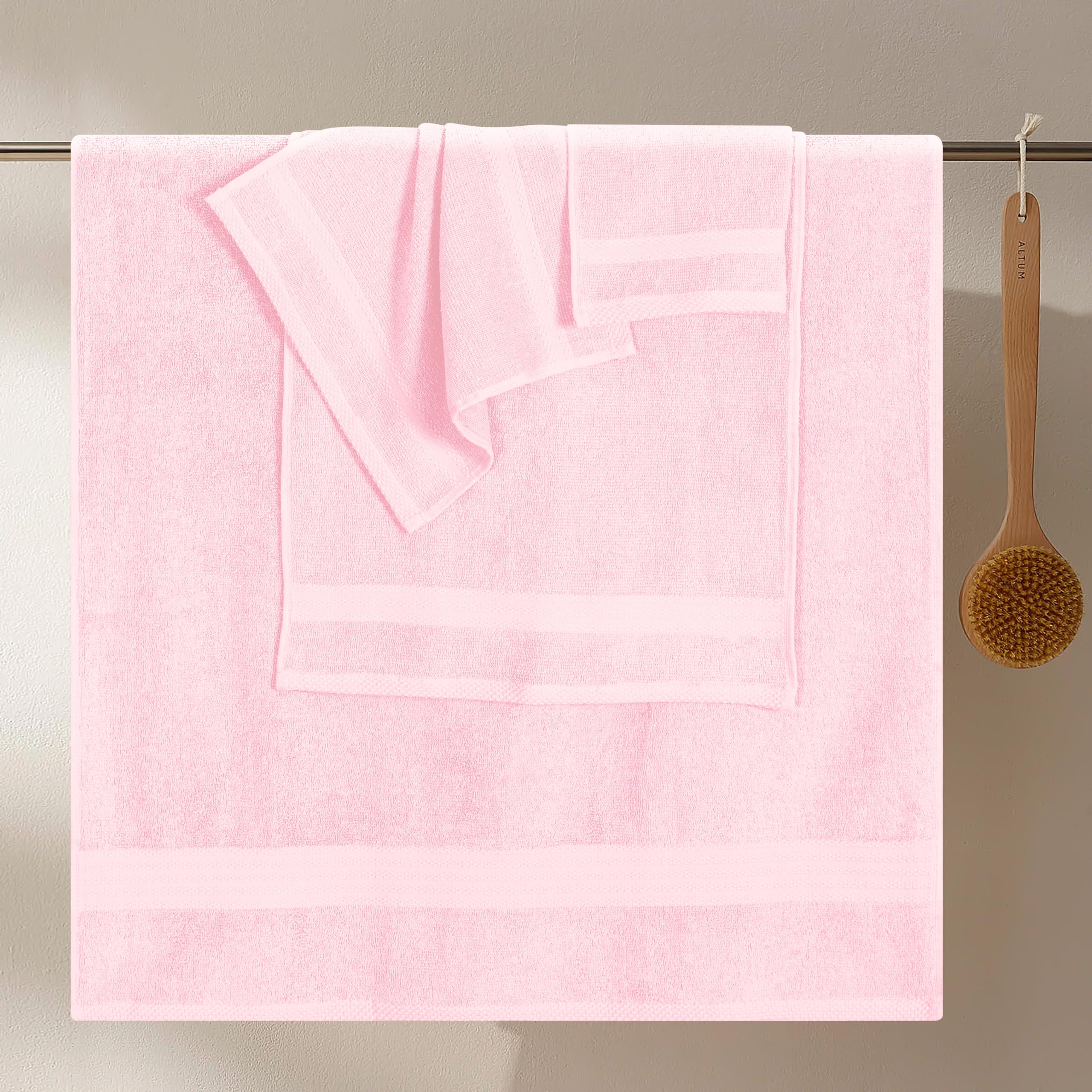 GLAMBURG washcloths 13x13 in pink for gentle cleansing.