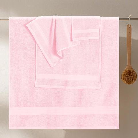 GLAMBURG washcloths 13x13 in pink for gentle cleansing.