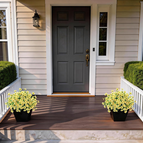 Glidlion two-pack topiaries for versatile indoor or outdoor seasonal decor.