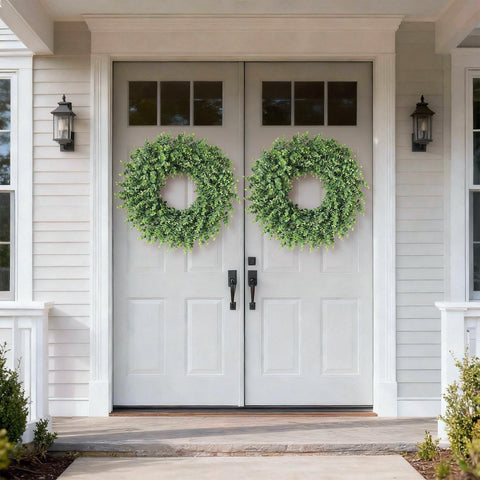 GLIDLION farmhouse ambience with a green front-door accent