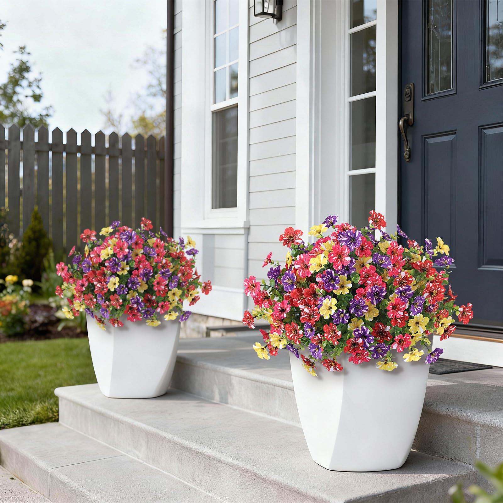 GLIDLION weather-ready materials resist sun and rain for longer display.