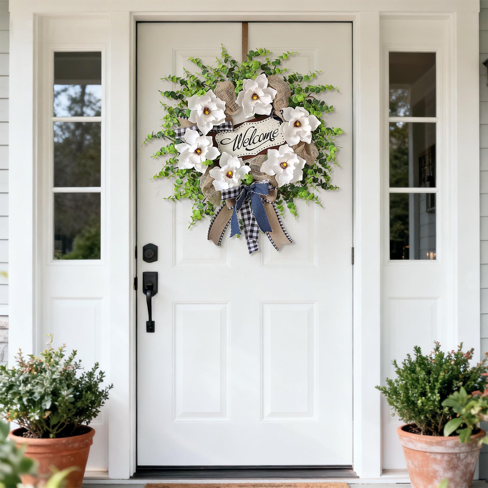 GLIDLION Welcome Sign detail enhances inviting entryway decor.