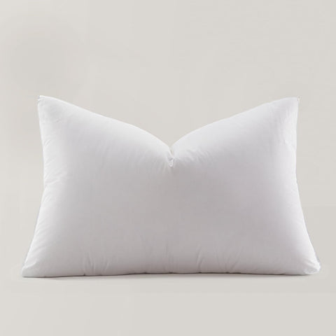 Globon Ultra Soft Down Pillow Queen cover close-up showing breathable cotton shell and premium loft.