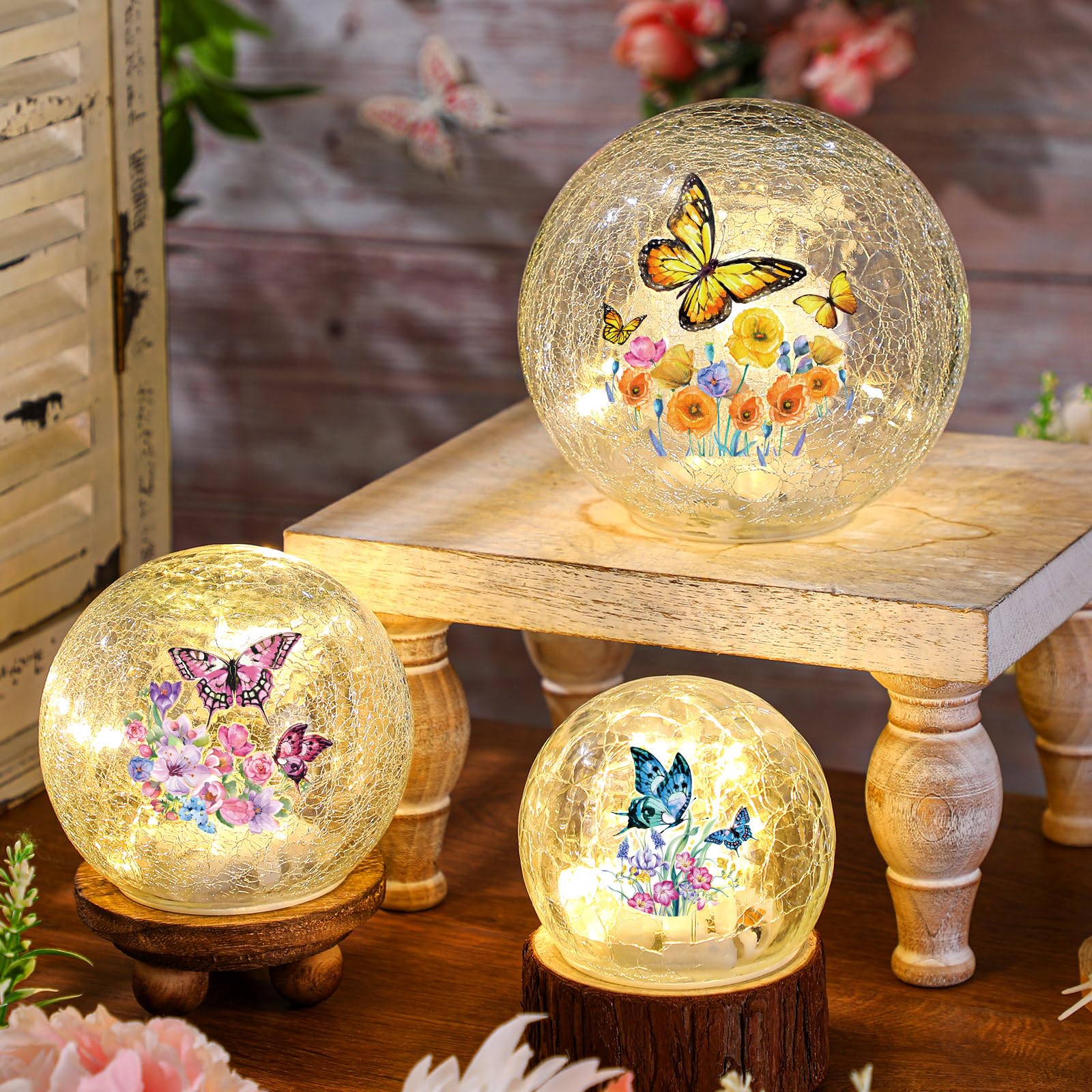 Glooglitter butterfly-pattern lamps highlight intricate motifs for any shelf