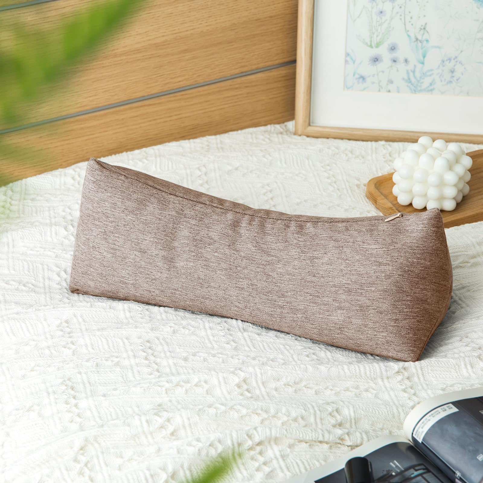GLORY SEASON adjustable buckwheat fill lets you customize height and firmness