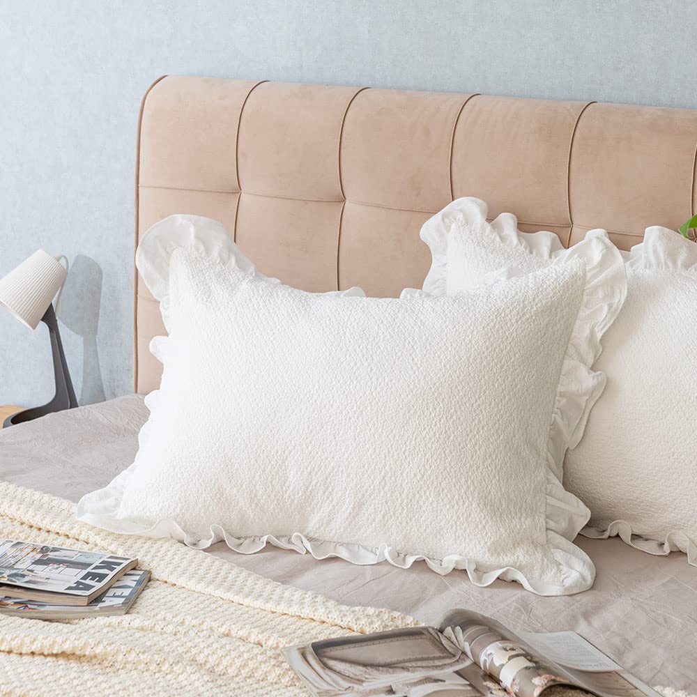 GLORY SEASON easy-care fabric is machine washable on gentle cycles.