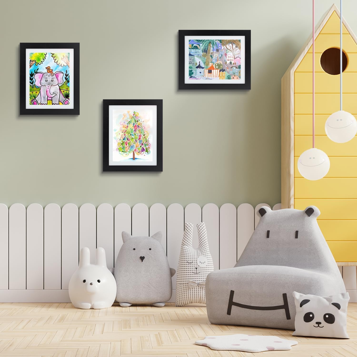 Golden State Art large capacity frame holds 2D and 3D pieces, certificates, photos.