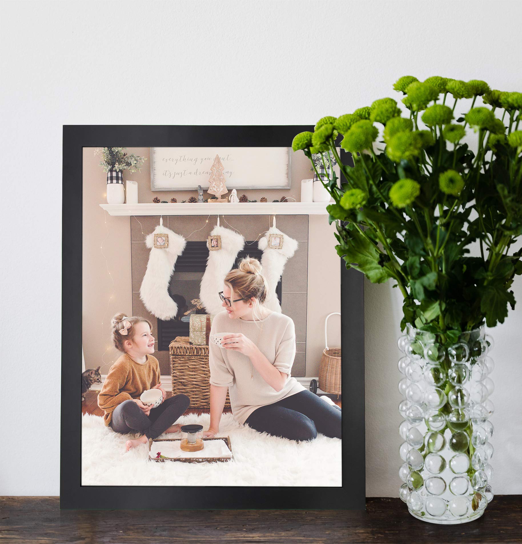 Golden State Art frame side view highlights a slim 1.25-inch profile.