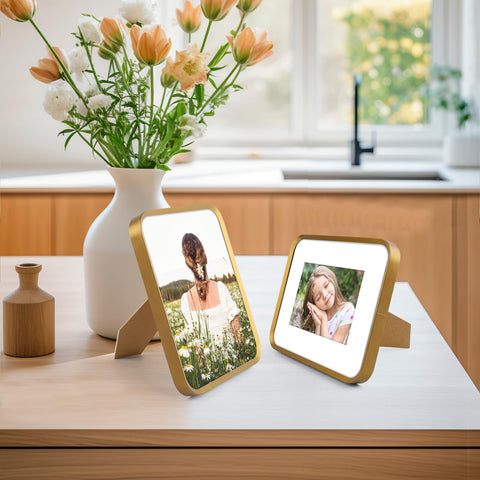 Golden State Art back molding supports easy wall mounting.
