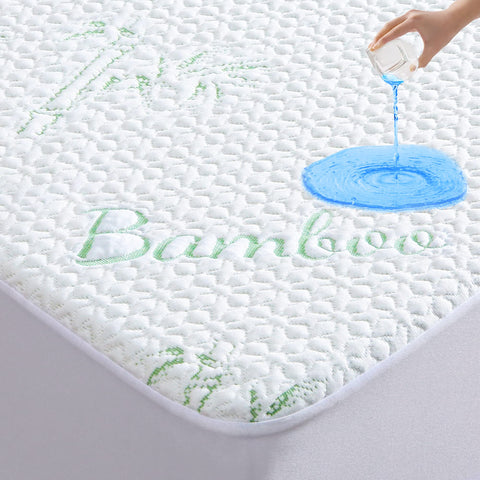 GOONIK Queen Mattress Protector waterproof close-up showing stain resistance and freshness
