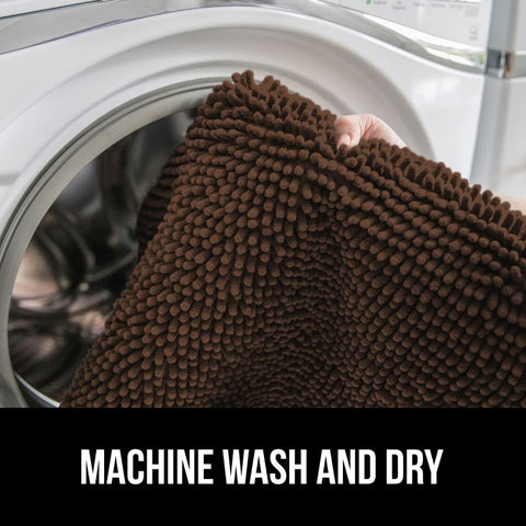 GORILLA GRIP lid cover is machine washable for easy care.