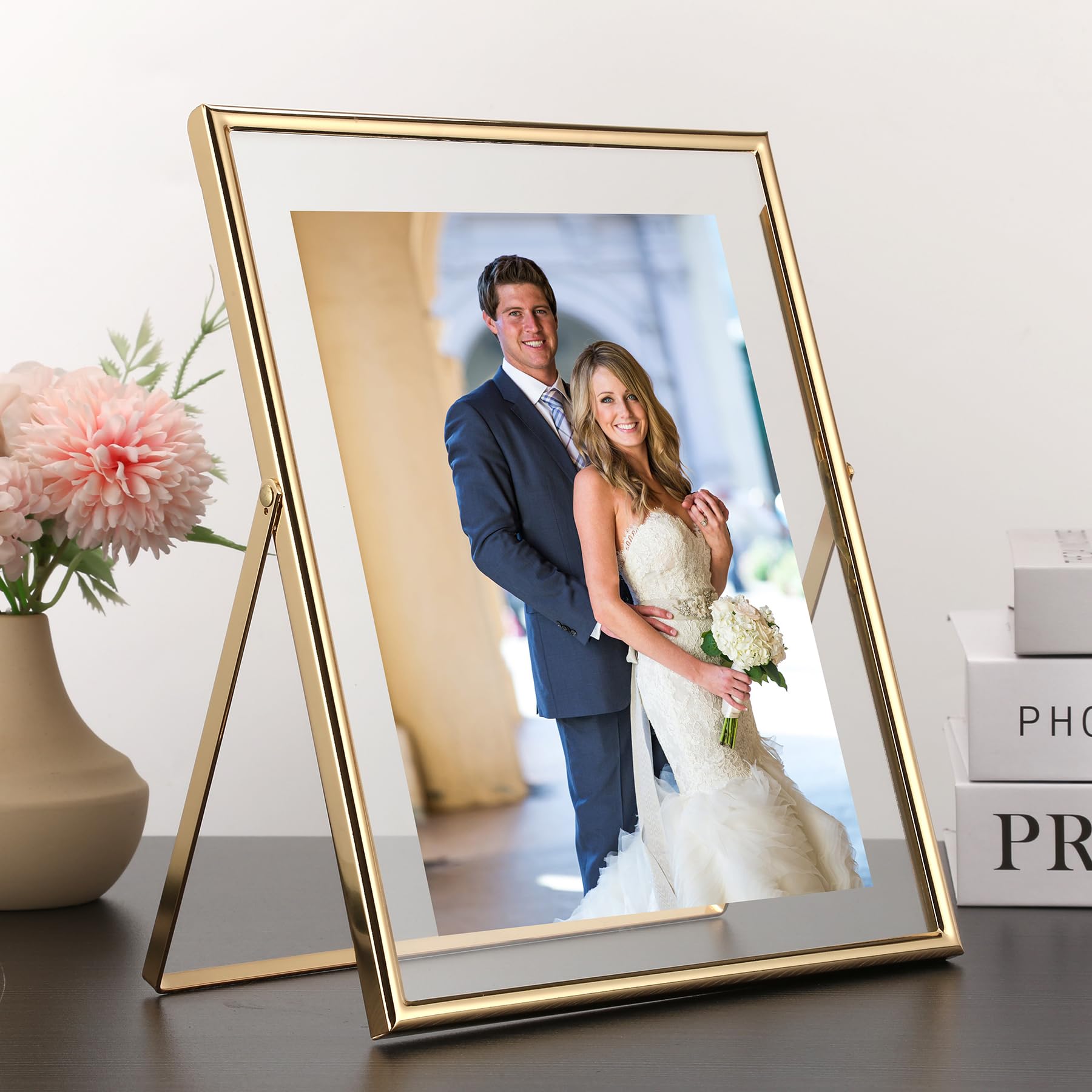GorYeeFine gold 8x10 frame glass detail showing clear protective layer