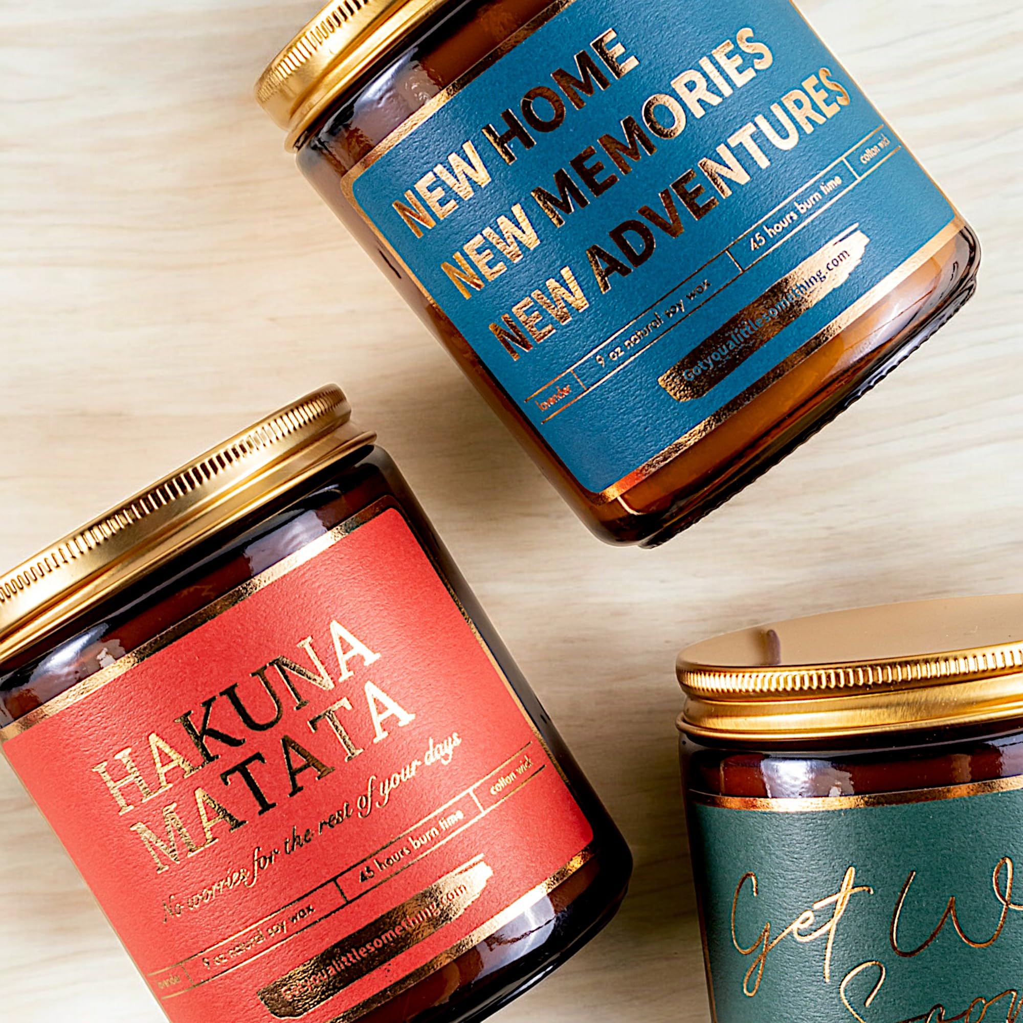 Disney Lion King fans gift idea with Hakuna Matata candle.