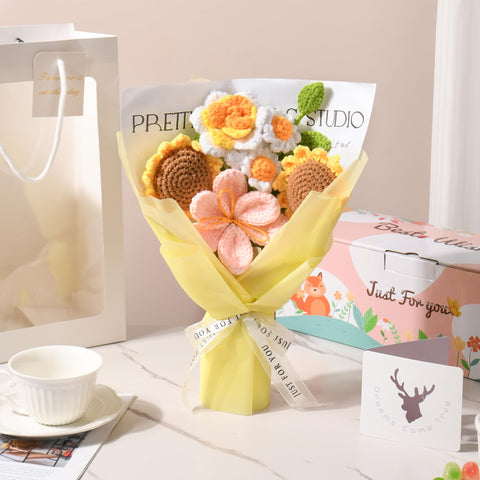 Gouraml crochet daisies bouquet closeup reveals cheerful accents perfect for celebrations