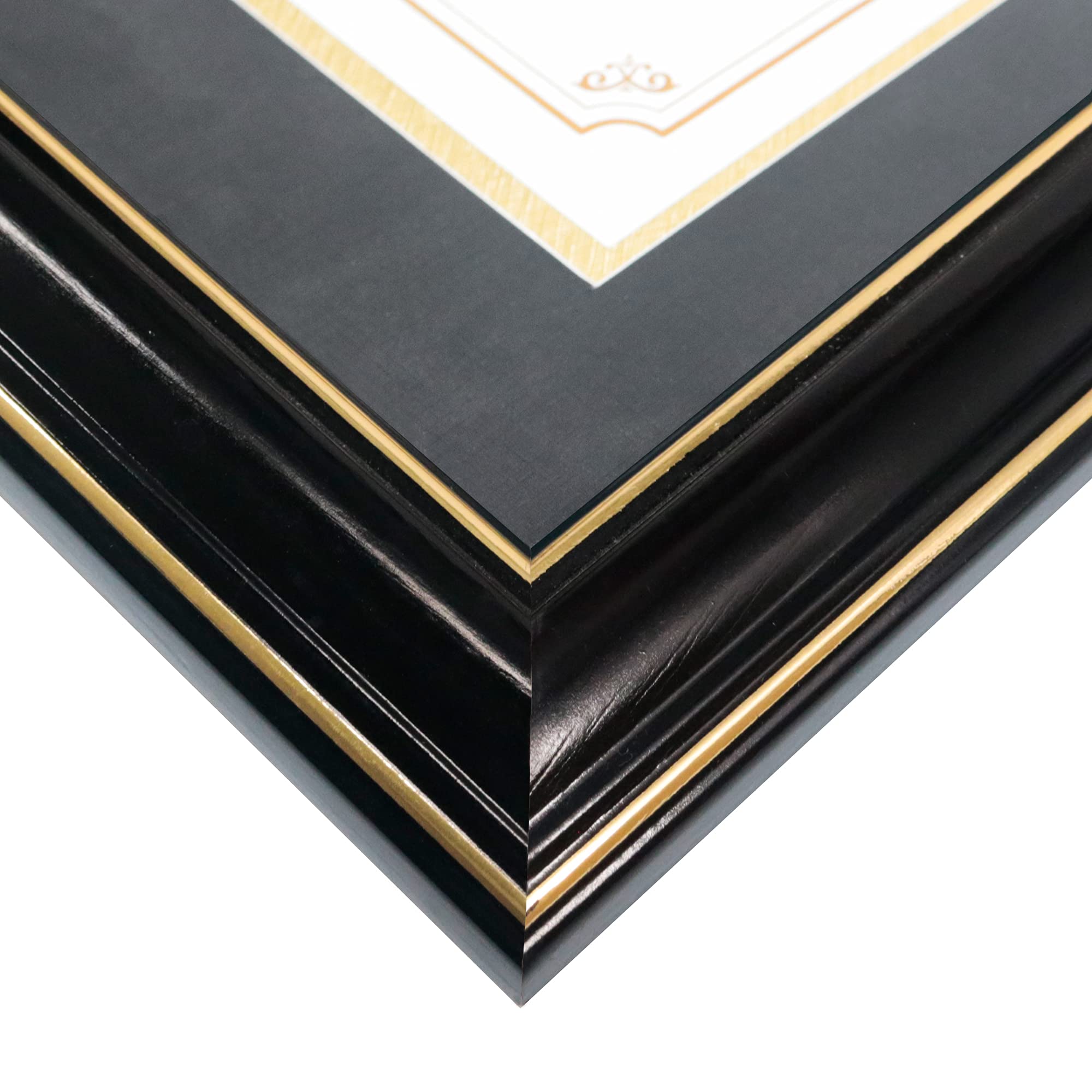 GraduationMall safe packaging ensures frames arrive in pristine condition.