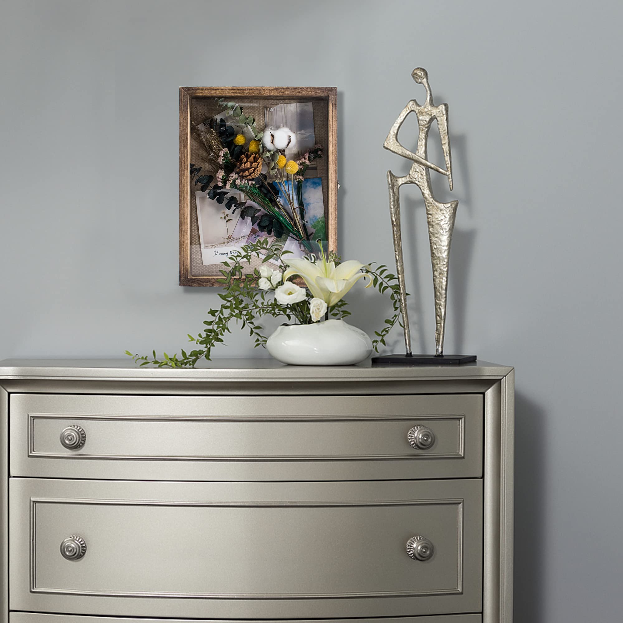 GraduationMall shadow box showing easel-back and wall-mount options for display