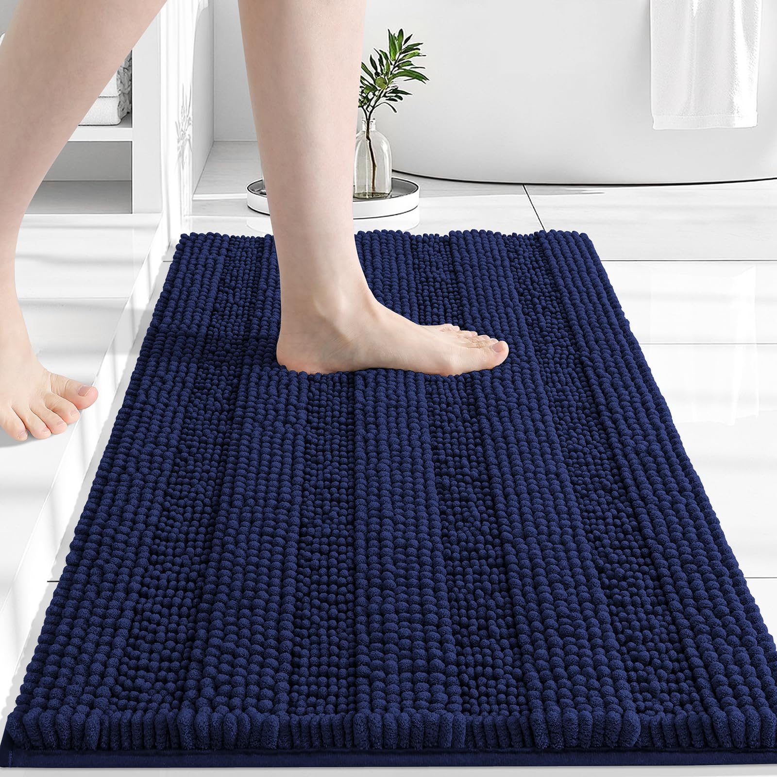 Grandaily chenille striped bathroom rug—plush underfoot comfort with absorbent performance.
