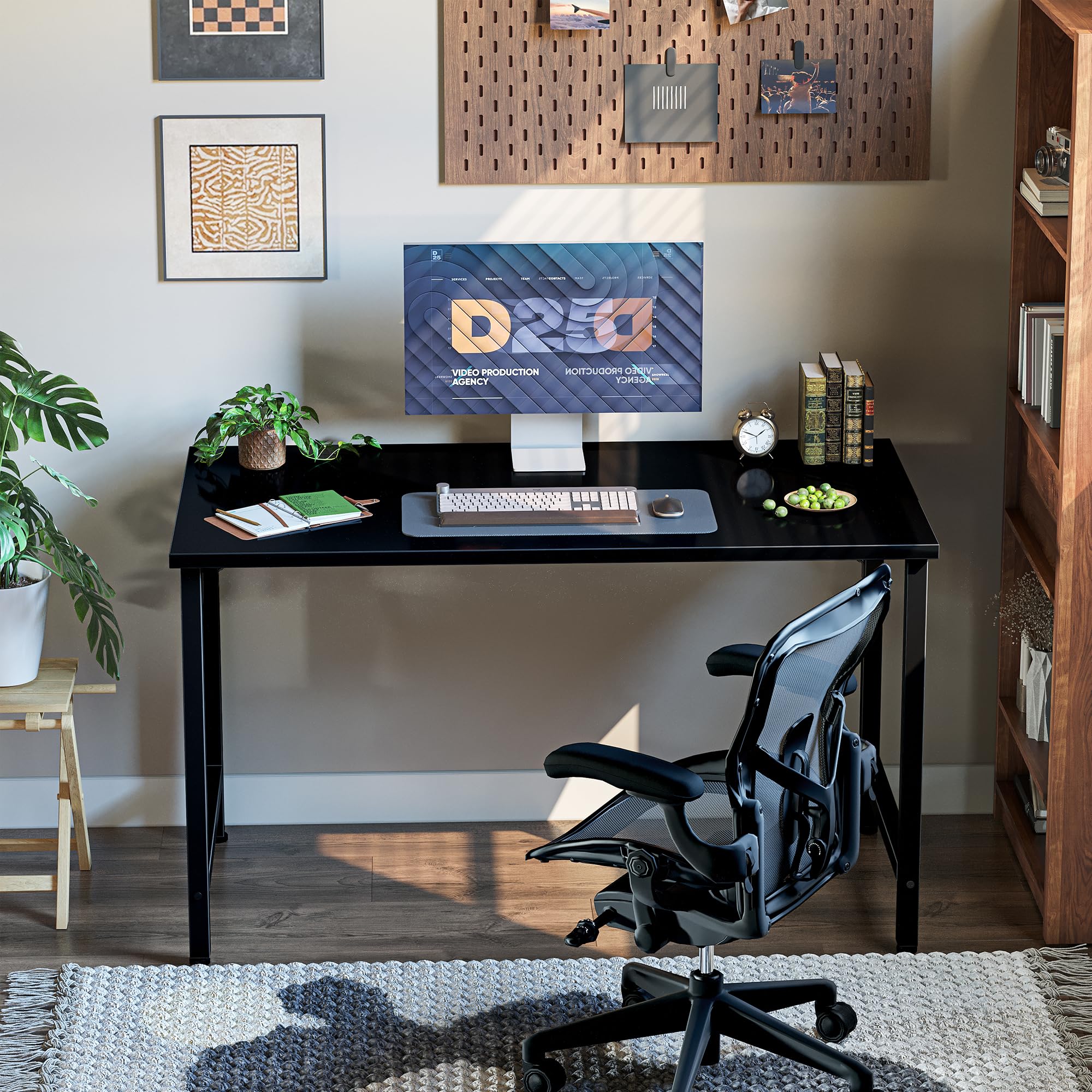 Grandder small office desk 40-inch front view highlights clean lines and stable build