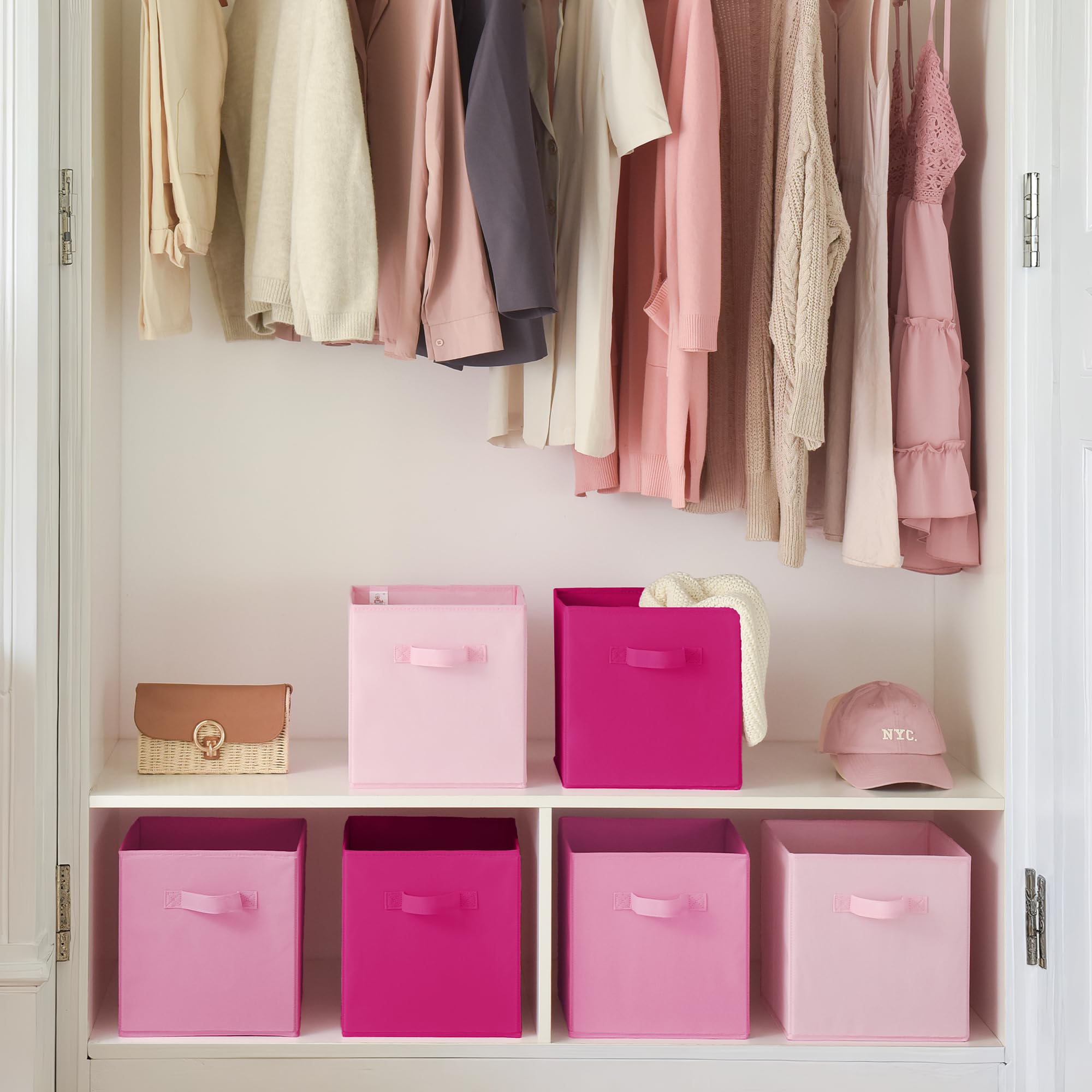 GRANNY SAYS nonwoven fabric storage bin keeps contents breathable and tidy