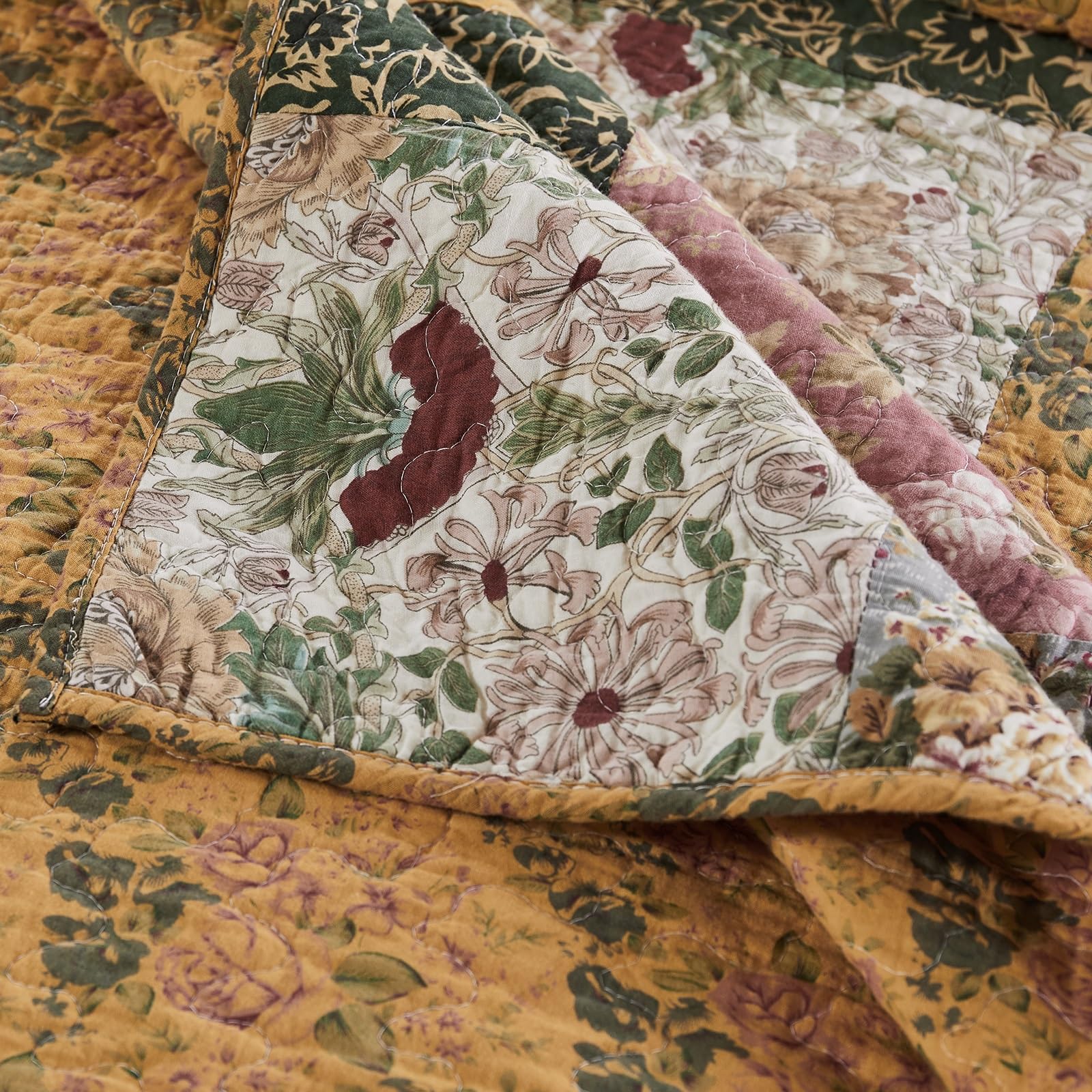 Greenland Home Antique Chic Throw back shows vintage rose edge and durability
