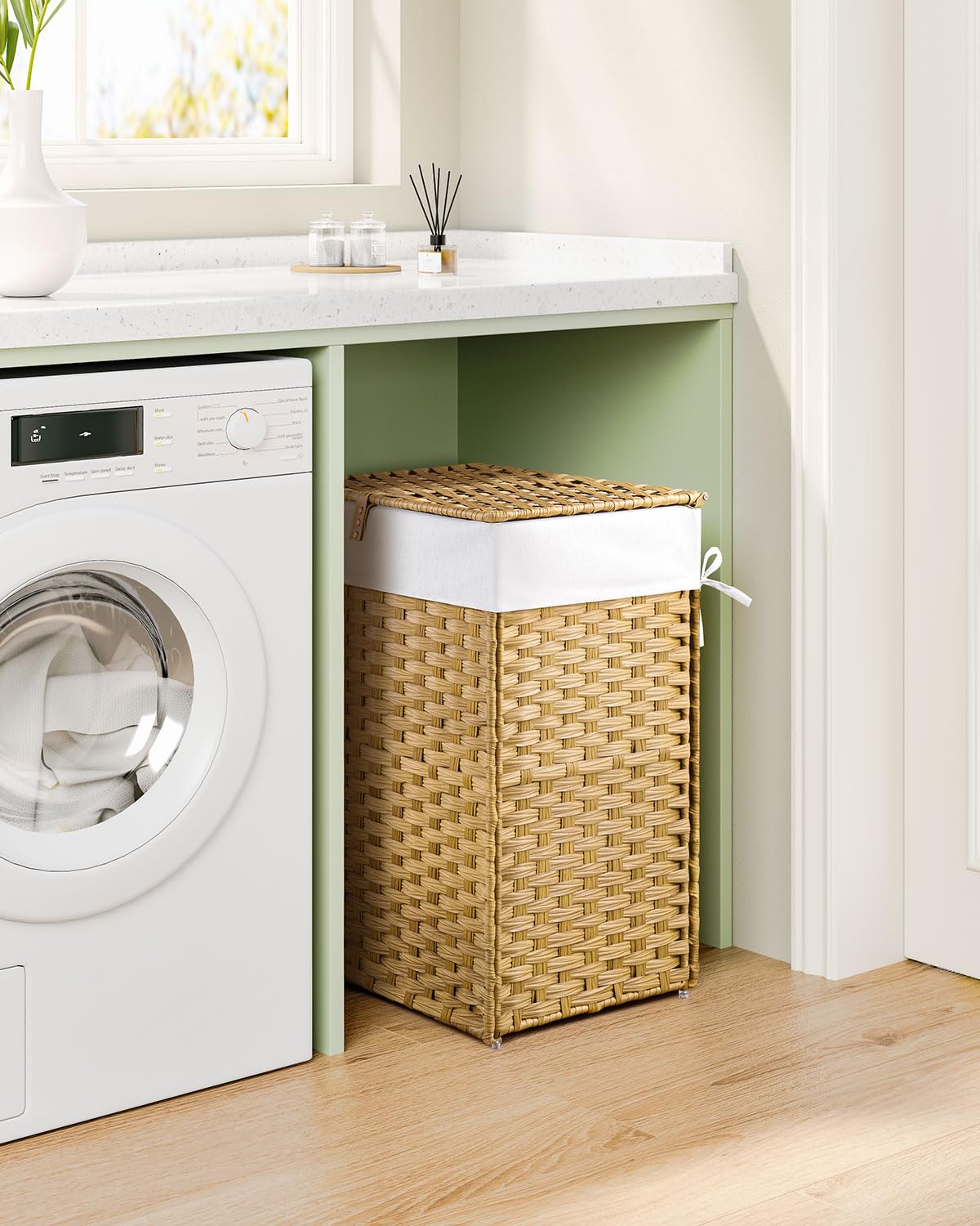 GREENSTELL decorative PU handles enable easy lid access