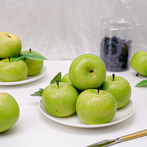 Gresorth wedding table centerpiece adds charm without real fruit.