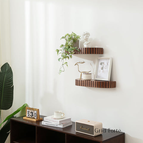 GRID FORTE wood rounded fluted shelf close-up edge detail highlights ridged texture