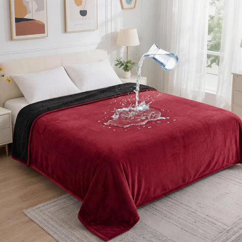 GROOSE waterproof blanket bed 40x60 with flannel top for dry comfort.