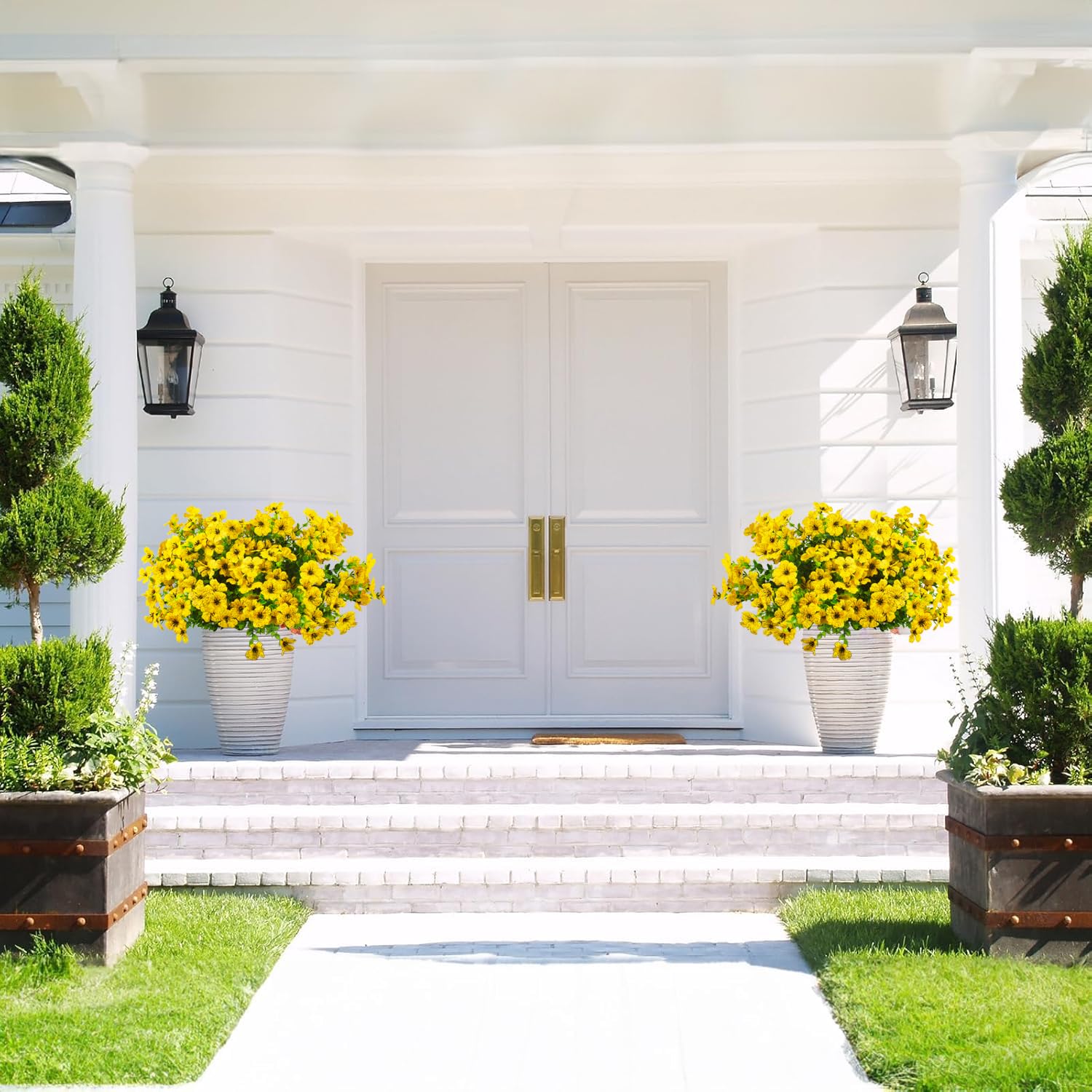 Grunyia outdoor silk flowers provide a realistic focal point in gardens