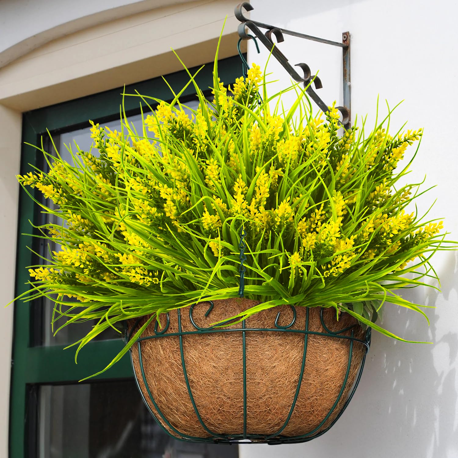 Grunyia durable, non-toxic artificial grass requires minimal maintenance
