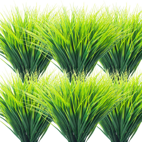 Grunyia grass bundles for outdoor use brighten porches with year-round greenery