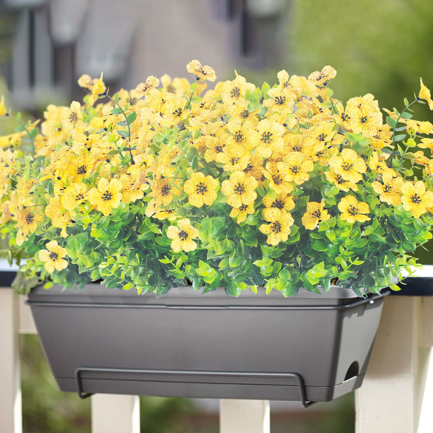 Grunyia outdoor flowers UV protection keeps color vibrant all season