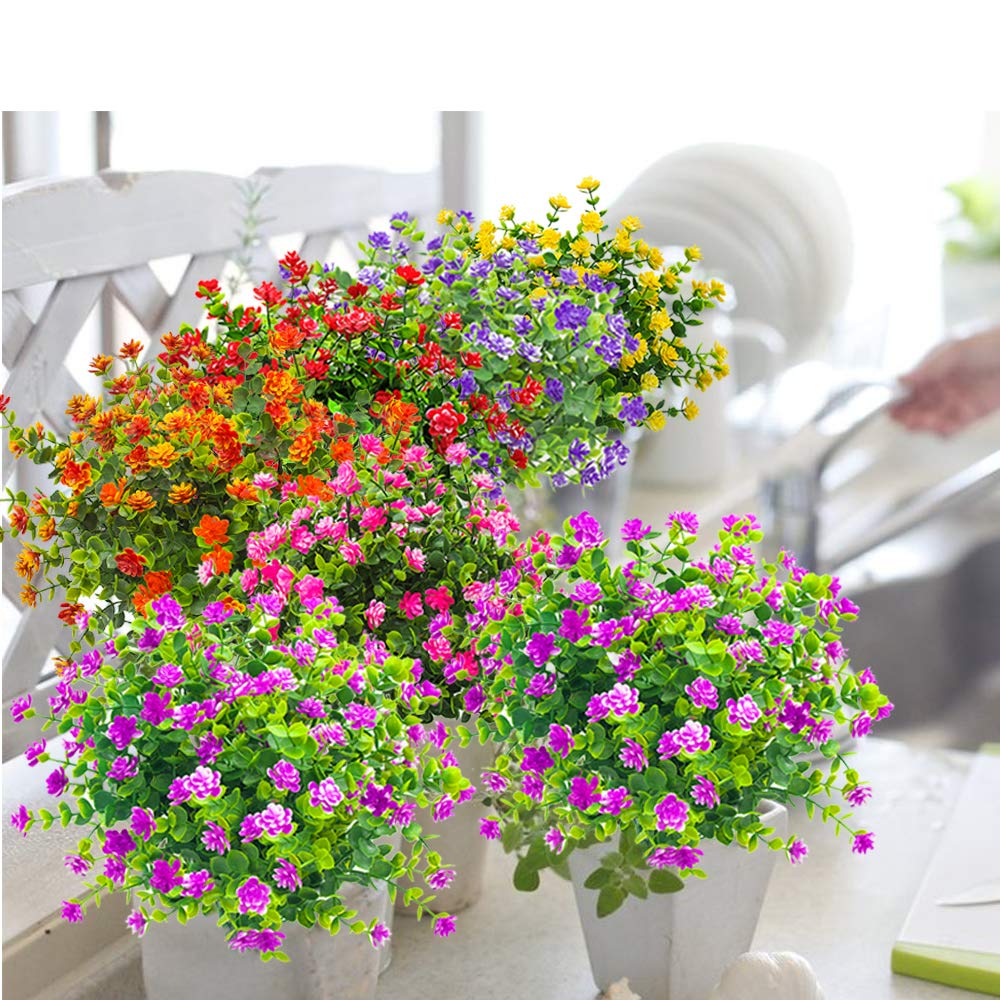 Grunyia seven-stem faux shrub provides full greenery