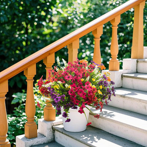 Grunyia UV-resistant flowers resist sun fading for lasting appeal.