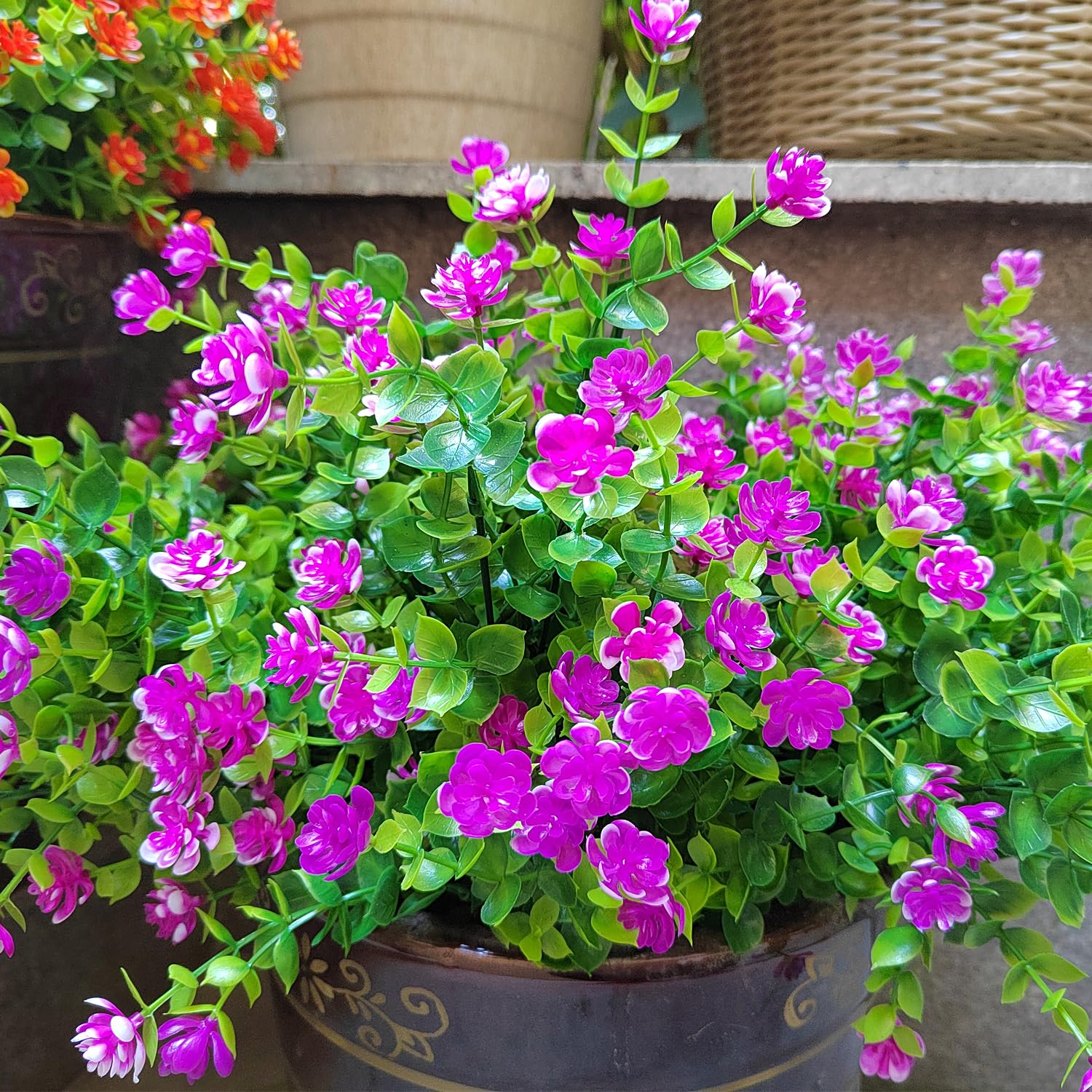 Grunyia UV-resistant pink faux blooms stay vibrant in sunlit zones.