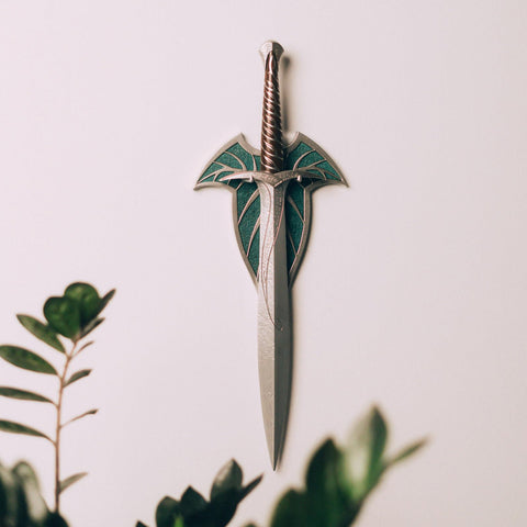 Grupo Erik Sting Sword Lamp USB-C charging for portable use.