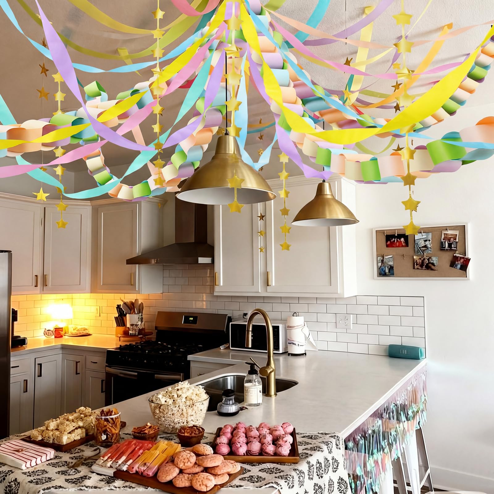 Gueevin packaging content: 600 paper strips to simplify bulk decorating projects.