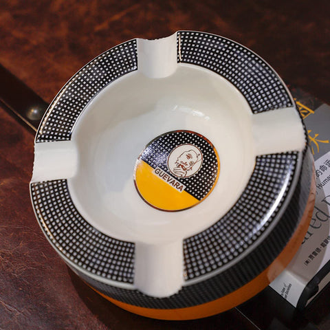 GUEVARA large-capacity ashtray for patio gatherings
