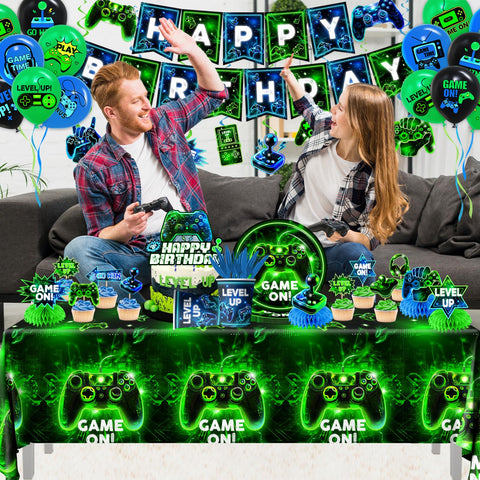 Gupesxu banner and spirals decorate walls with a gamer vibe