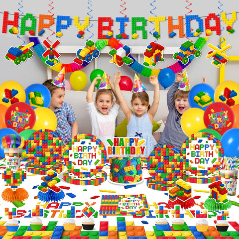 Gupesxu building block backdrop adds a durable visual anchor for photos.