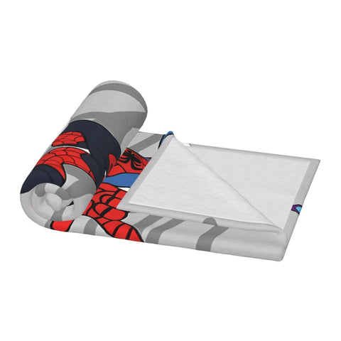 GVIOOEI cozy fleece blanket provides year-round warmth.