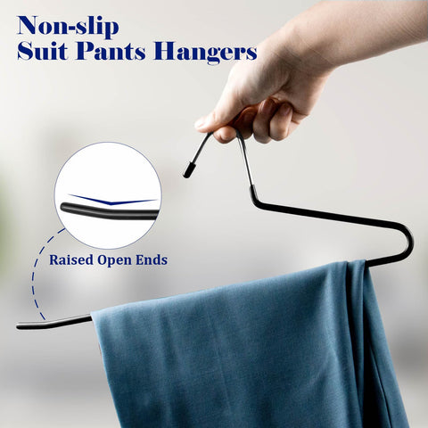 GZQXHOME 30-pack hangers keep wardrobes tidy and accessible.