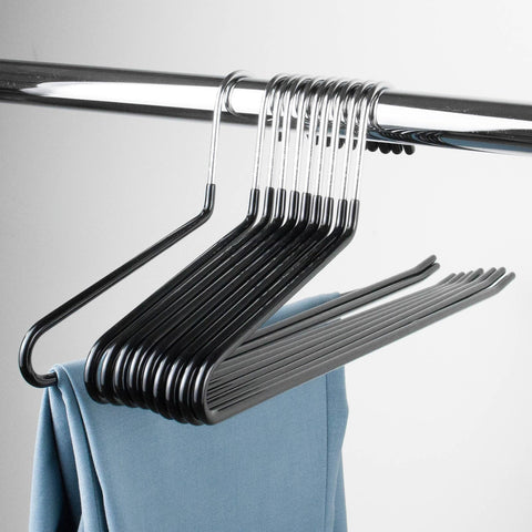GZQXHOME black hanger set adds cohesive closet styling.