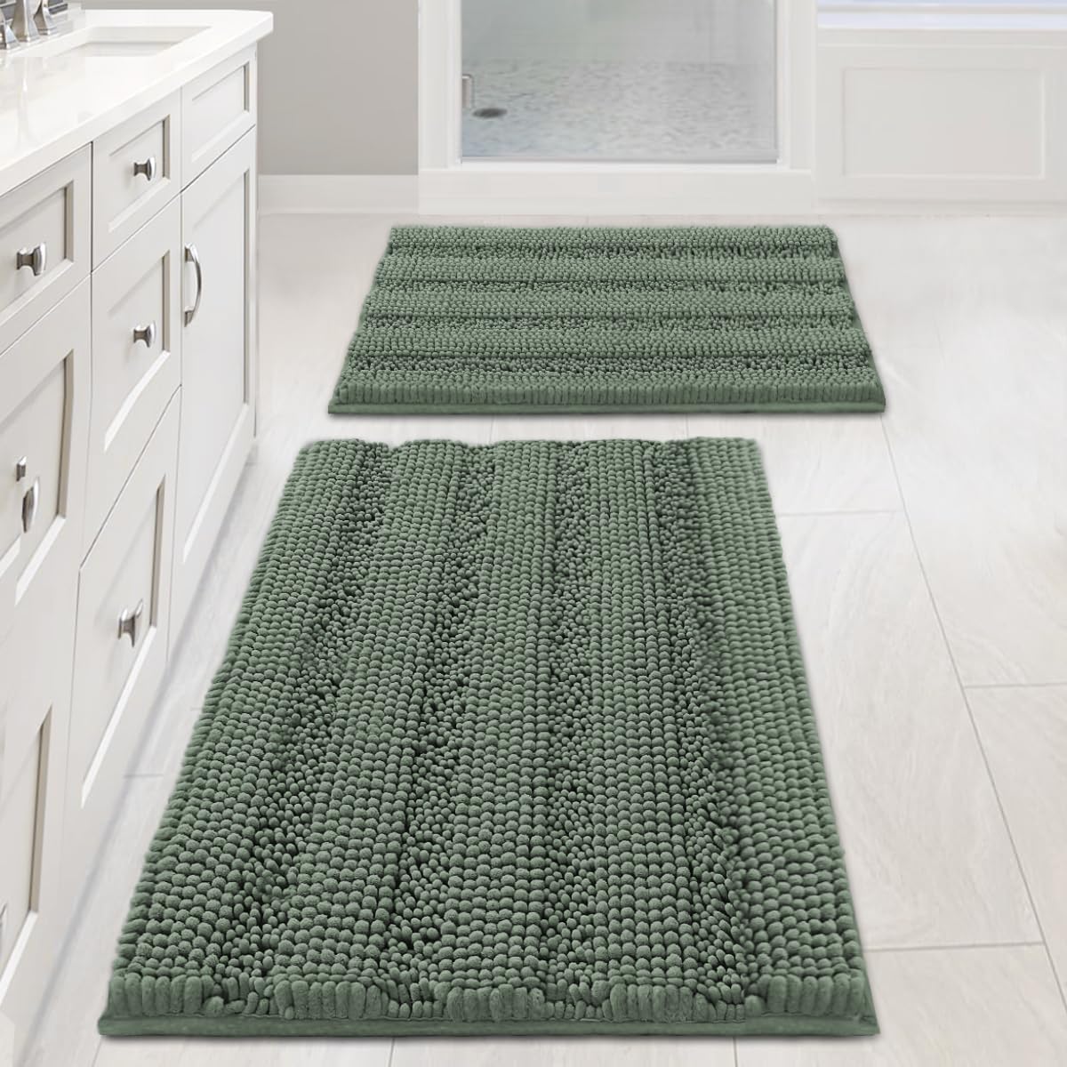H.VERSAILTEX Bath Mat Set with ultra-thick chenille for plush feet and warmth