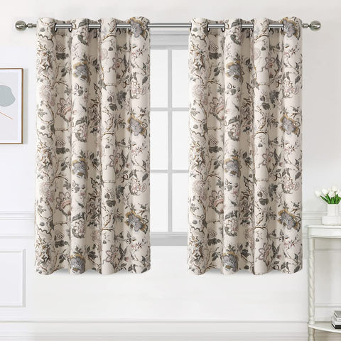 H.VERSAILTEX living room panel setup showing wide coverage