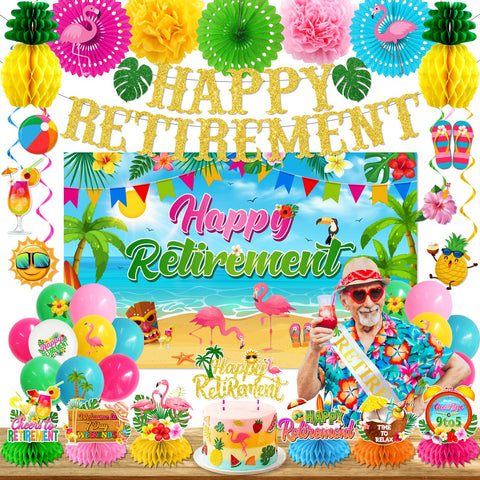 Hakoti beach retirement backdrop enhances tropical ambiance for a seaside celebration