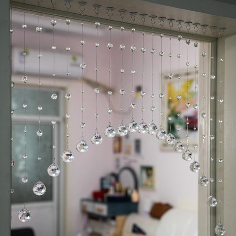 Hanbinsen beaded curtain enhances ambiance in bedrooms and entryways
