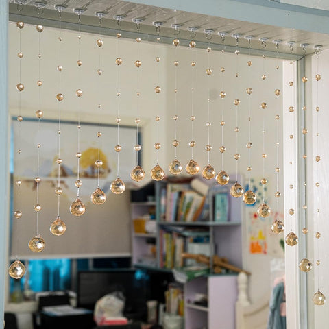 Hanbinsen clear beads brighten spaces even without lighting for chic look